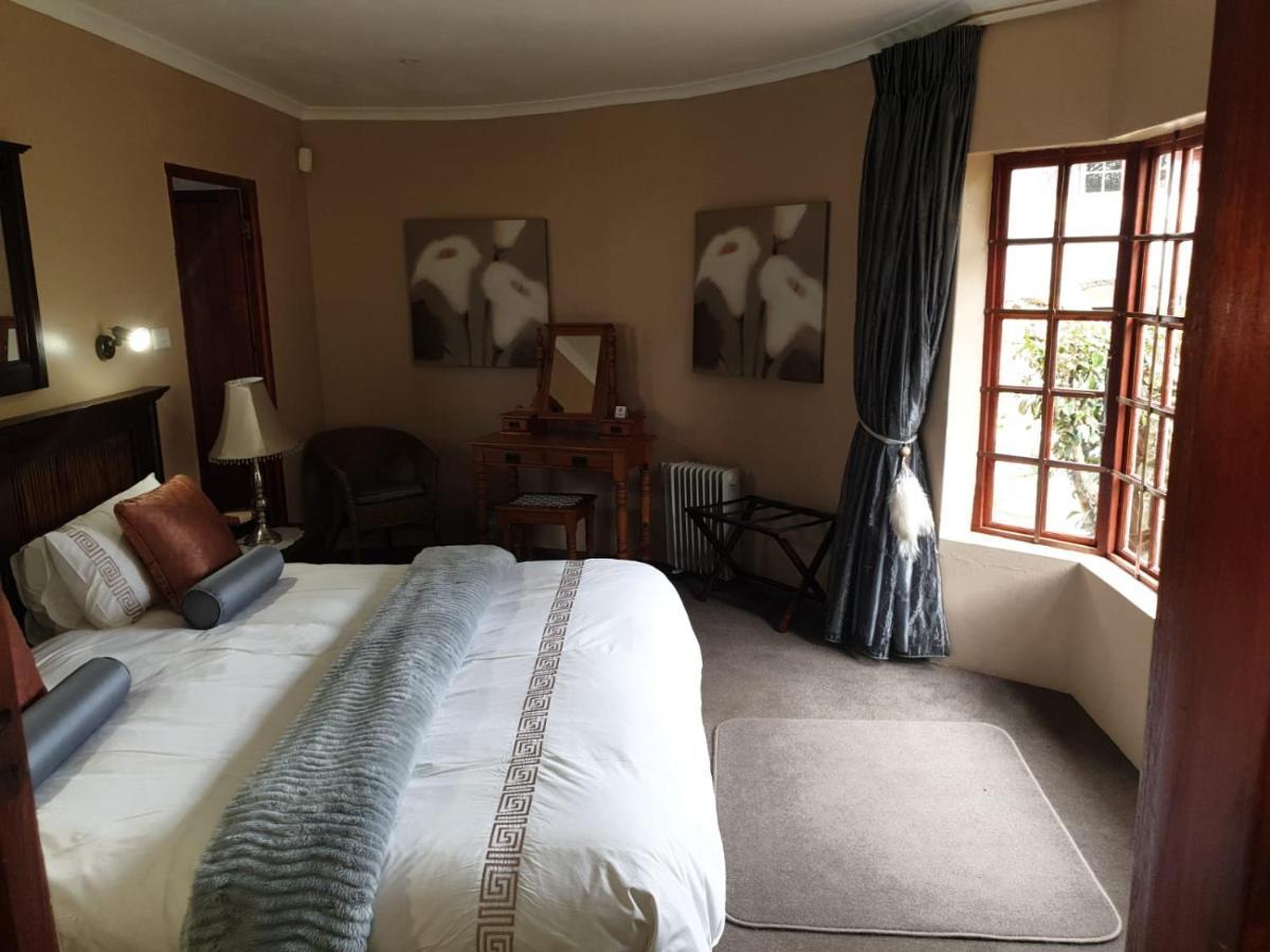Little Milton, 10 Patrick Guildbridge Road Off The R103 Rosetta Bed & Breakfast Nottingham Road Exterior photo